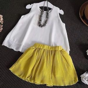 Little girls skirt set various sizes